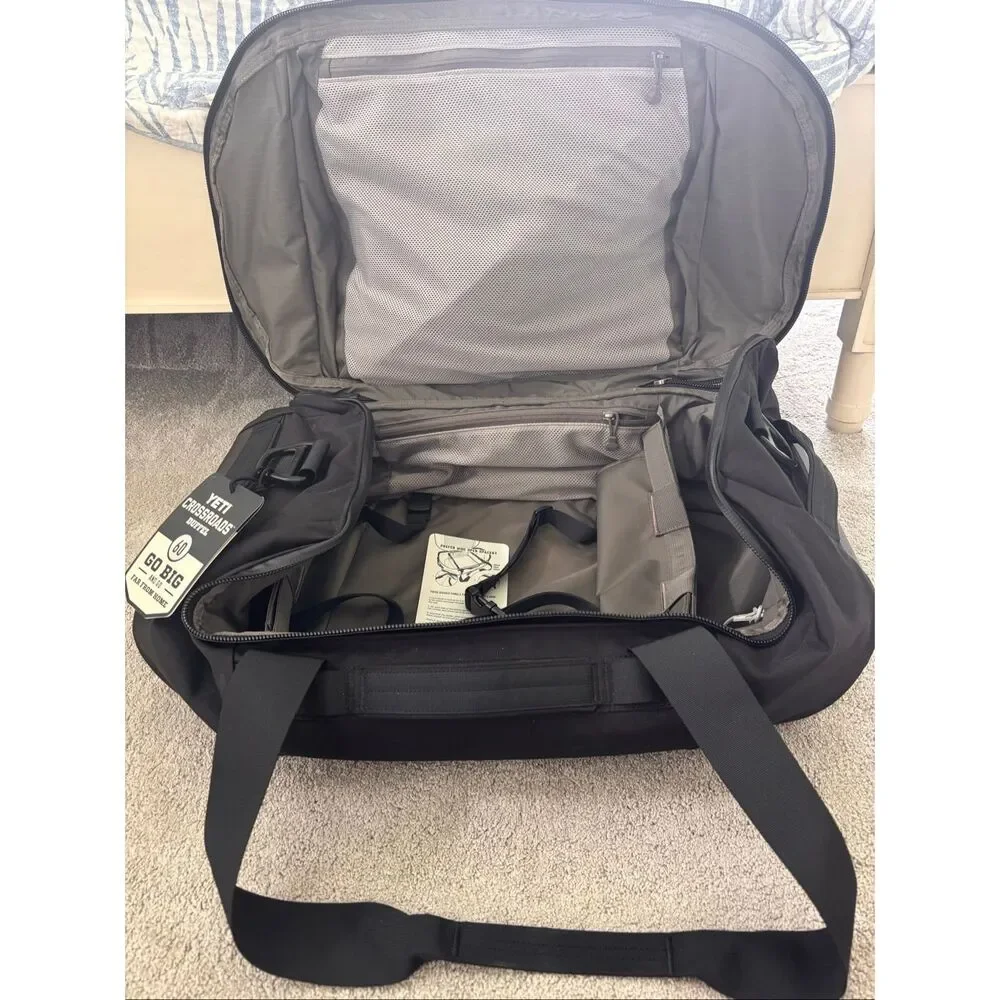 NWT YETI Crossroads travel duffel in black,  60L
